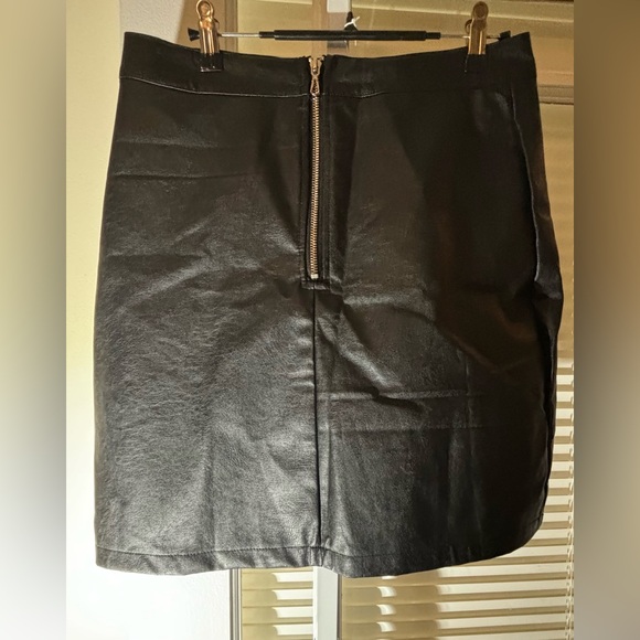Faux Black Leather Skirt- Size Medium - Picture 2 of 6